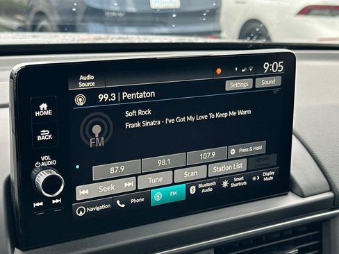 New 2025 Honda Pilot Touring image 22