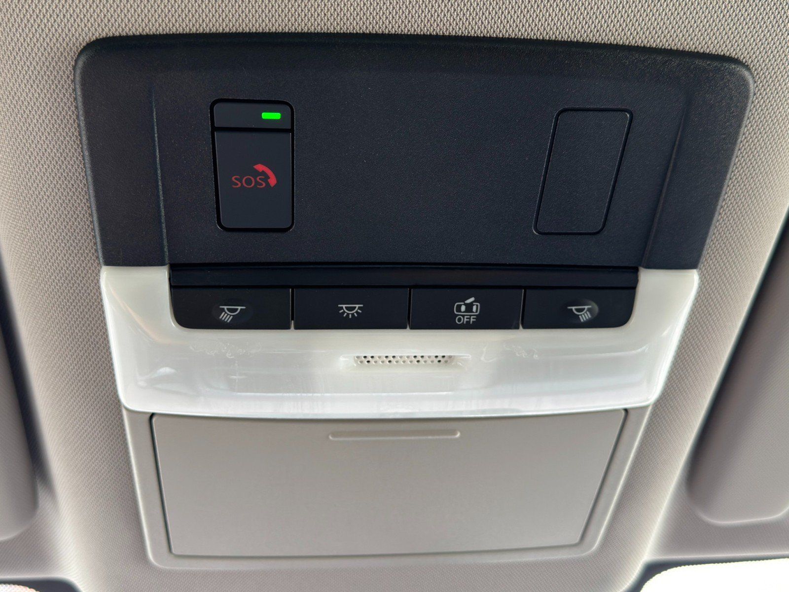 Used 2023 Nissan Rogue SV FWD image 27