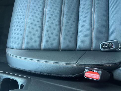 Used 2025 Honda CR-V Sport Touring image 28