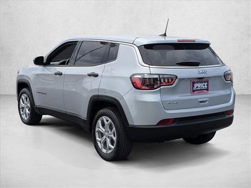 Used 2024 Jeep Compass Sport AWD/4WD image 7