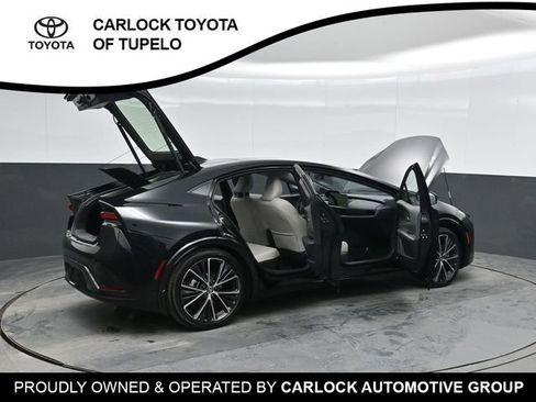 Used 2025 Toyota Prius Limited image 50