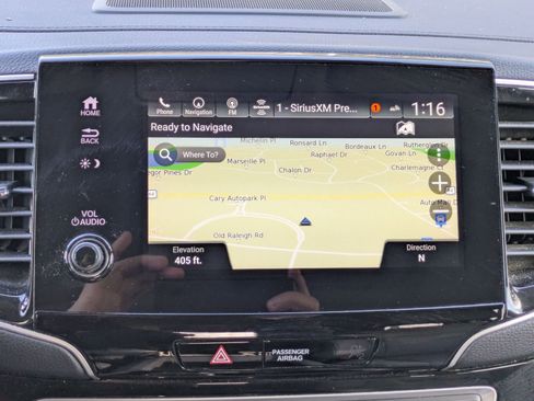 Used 2020 Honda Pilot Touring image 13