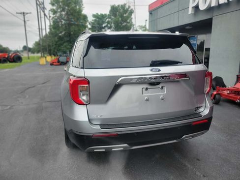 Used 2020 Ford Explorer XLT w/ Equipment Group 202A RWD image 10
