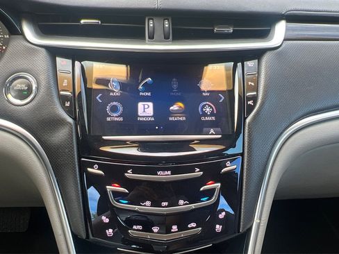Used 2014 Cadillac XTS Premium FWD image 13
