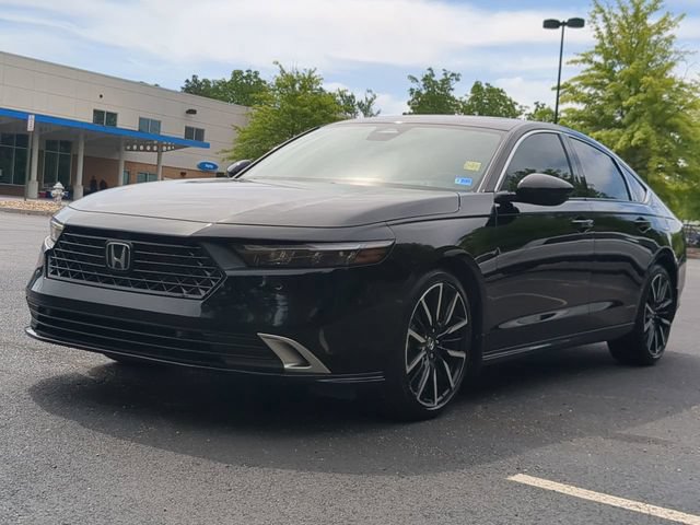 Used 2025 Honda Accord Touring image 7