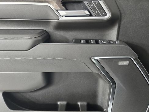 New 2026 Chevrolet Silverado 2500 LTZ w/ LTZ Premium Texas Edition AWD/4WD image 24