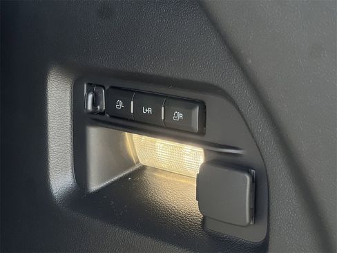 New 2026 Ford Explorer Platinum image 25