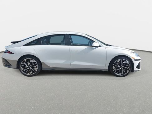 New 2024 Hyundai Ioniq 6 SEL AWD/4WD image 4
