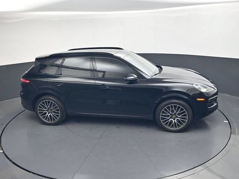 Used 2019 Porsche Cayenne AWD/4WD image 36