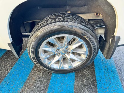 Used 2020 Chevrolet Silverado 1500 LTZ w/ LTZ Premium Package image 43