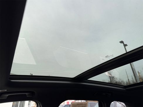 Certified 2025 BMW X1 xDrive28i w/ Convenience Package image 32