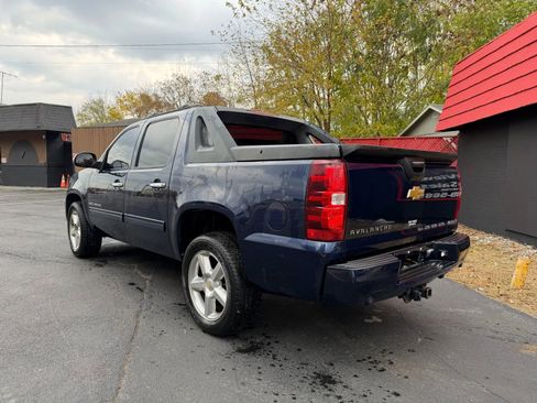 Used 2012 Chevrolet Avalanche LT w/ All-Star Edition image 4
