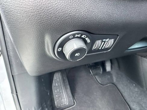 New 2026 Jeep Compass Limited AWD/4WD image 11