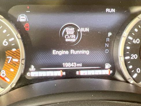 Used 2022 Jeep Renegade Latitude image 12