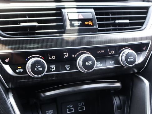 Used 2022 Honda Accord Sport image 29