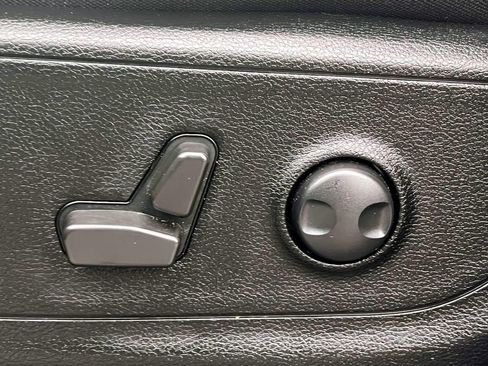 Certified 2022 RAM 1500 Big Horn image 18