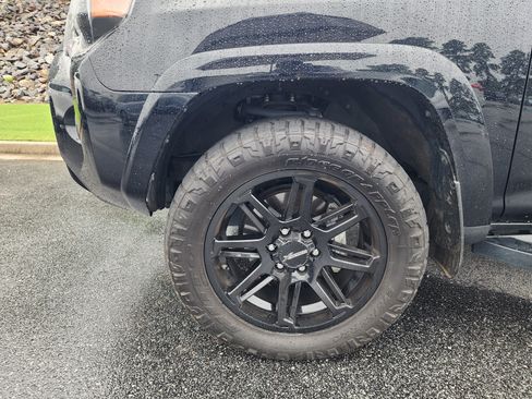 Used 2024 Toyota 4Runner SR5 Premium w/ Moonroof Package AWD/4WD image 11