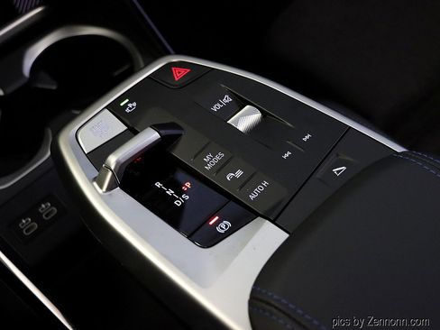 Used 2026 BMW X1 M35i w/ Technology Package image 15