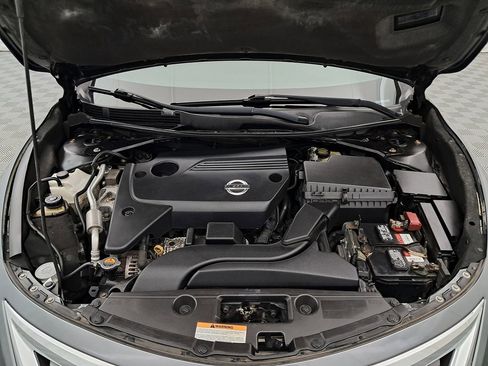 Used 2013 Nissan Altima 2.5 SV w/ 2.5SV Convenience Pkg image 25