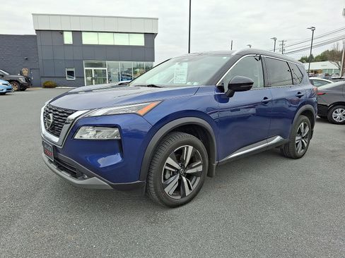 Used 2021 Nissan Rogue SL w/ Premium Package image 2