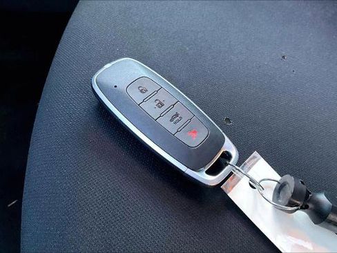 Certified 2025 Nissan Sentra SV image 14