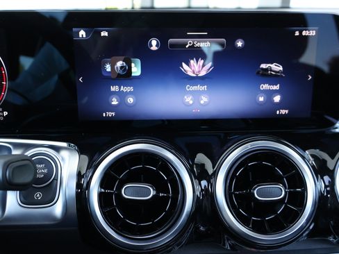 Certified 2026 Mercedes-Benz GLB 250 4MATIC image 41
