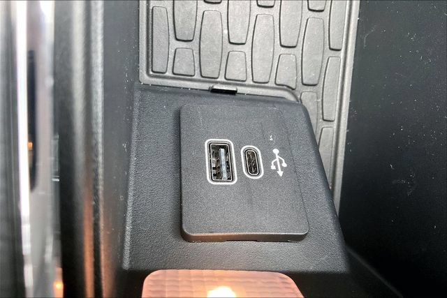 Used 2026 Lincoln Aviator AWD w/ Jet Appearance Package image 35