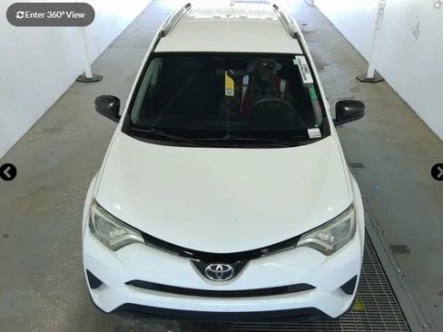 Used 2016 Toyota RAV4 LE FWD image 3