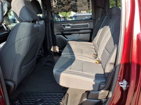 Used 2019 RAM 1500 Big Horn AWD/4WD image 11