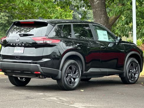 New 2026 Nissan Rogue SV AWD/4WD image 2