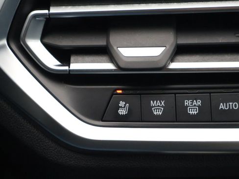 Used 2022 BMW M3 w/ Executive Package image 17