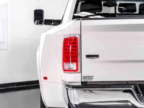 Used 2018 RAM 3500 Laramie w/ Cold Weather Group image 44
