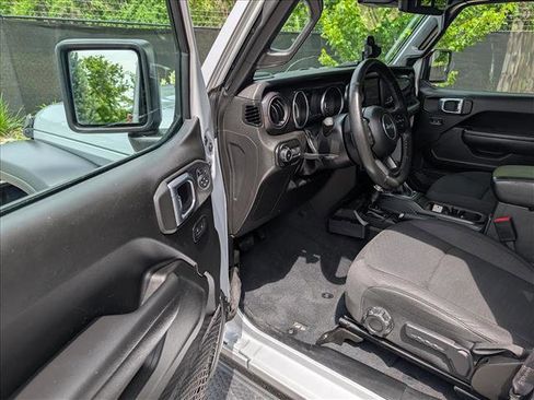 Used 2022 Jeep Wrangler Unlimited Sport AWD/4WD image 28