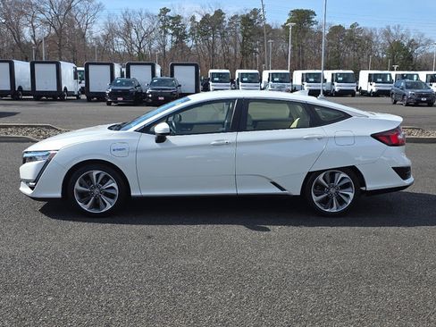 Used 2018 Honda Clarity Touring image 10