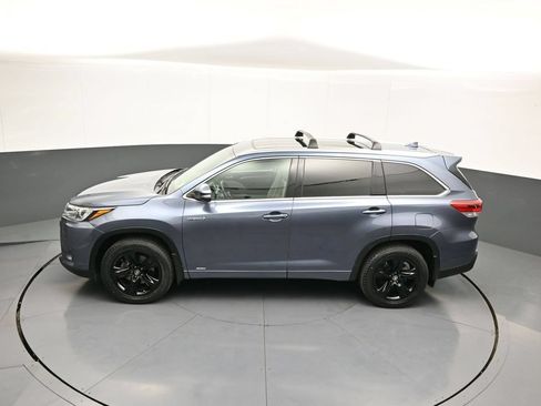 Used 2017 Toyota Highlander Limited Platinum w/ Carpet Mat Package AWD/4WD image 43