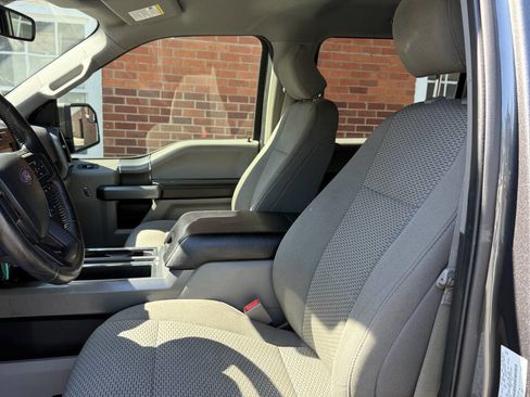Used 2019 Ford F150 XLT w/ Equipment Group 302A Luxury AWD/4WD image 6