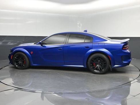 Used 2022 Dodge Charger SRT Hellcat w/ Harman/Kardon Audio Group RWD image 8