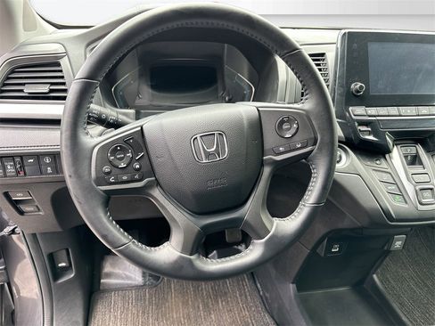 Used 2024 Honda Odyssey EX-L image 11