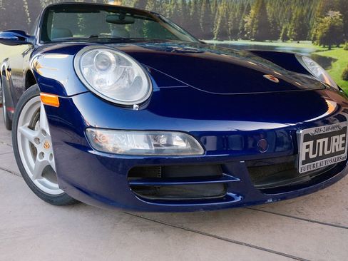 Used 2006 Porsche 911 Carrera RWD image 6