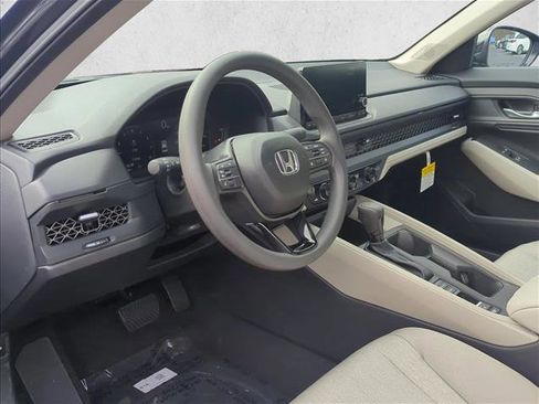 New 2025 Honda Accord SE image 3