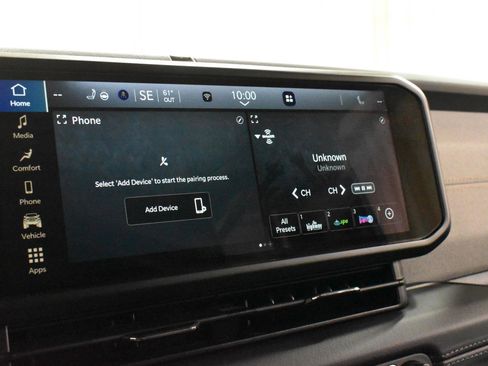 Used 2025 Jeep Wrangler Sahara image 15