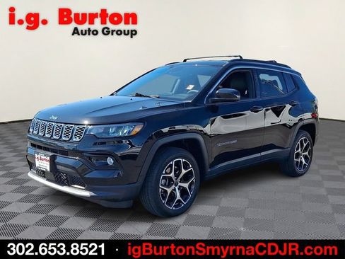 Used 2025 Jeep Compass Limited AWD/4WD image 3