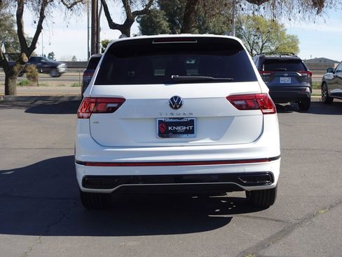 Used 2022 Volkswagen Tiguan SE R-Line image 7