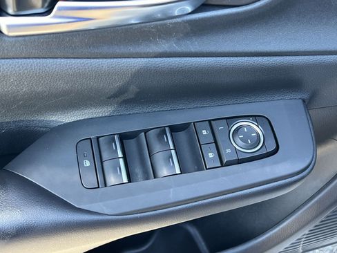 Used 2023 Toyota Prius Prime Premium w/ Advanced Technology Package image 13