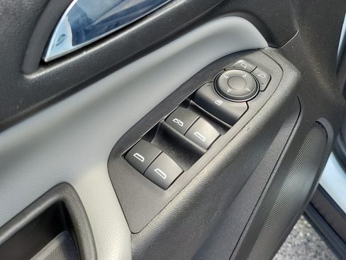 Used 2020 Chevrolet Equinox LT FWD image 14