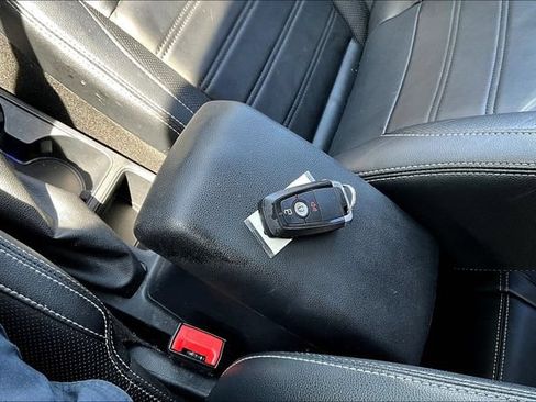 Used 2020 Ford EcoSport Titanium AWD/4WD image 36