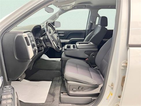 Used 2018 Chevrolet Silverado 1500 LT w/ All Star Edition image 12