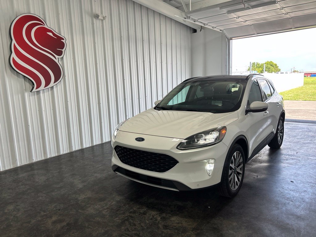 Used 2020 Ford Escape Titanium w/ Titanium Premium Package 2.0 AWD/4WD image 1