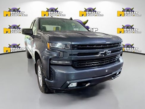 Used 2019 Chevrolet Silverado 1500 RST w/ True North Edition AWD/4WD image 3