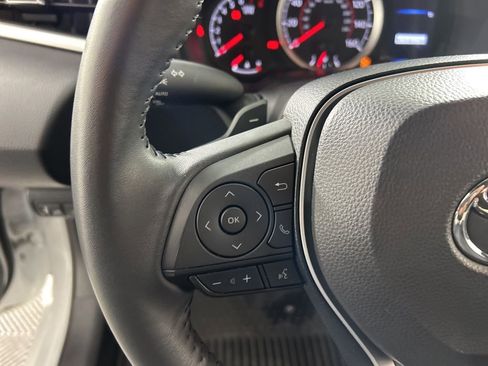 Used 2022 Toyota Corolla SE image 16